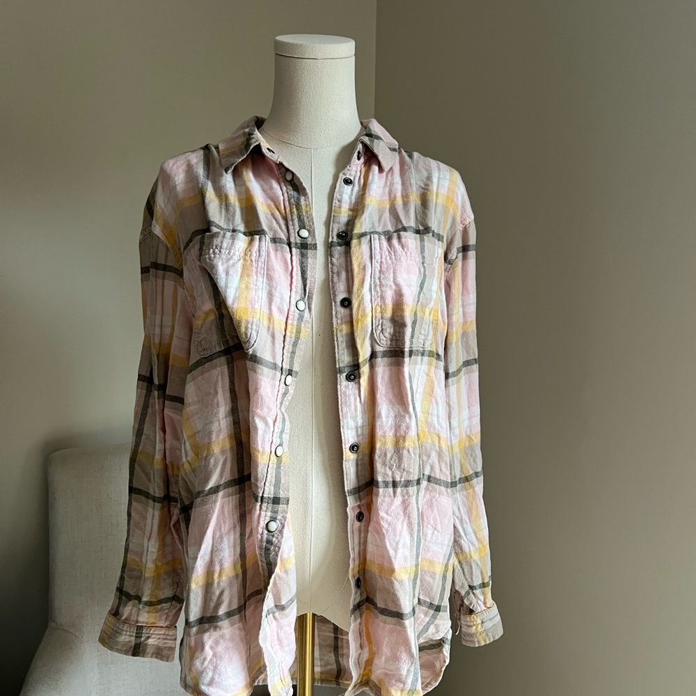 American Eagle Flannel Shirt in Pink and Yellow